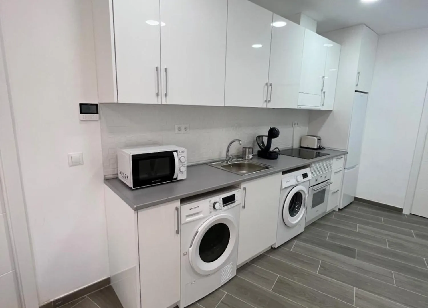 Daire Apartamentos Beachydays Metropolis D Torremolinos İspanya